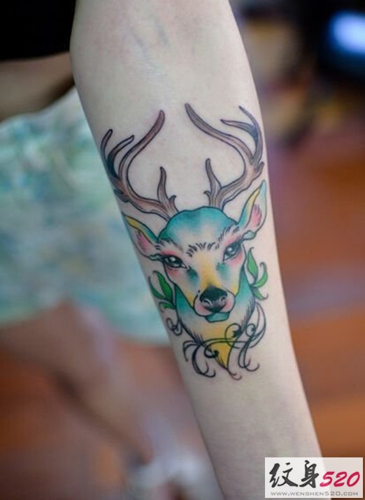 小清新麋鹿鹿角纹身图案