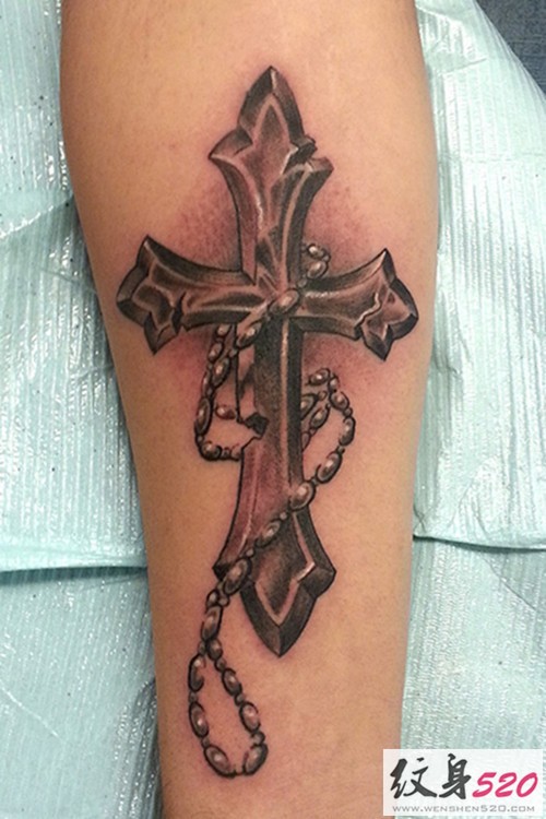 欧美风十字架纹身大全