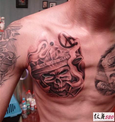 潮流欧美风 男士胸前的骷髅纹身图案