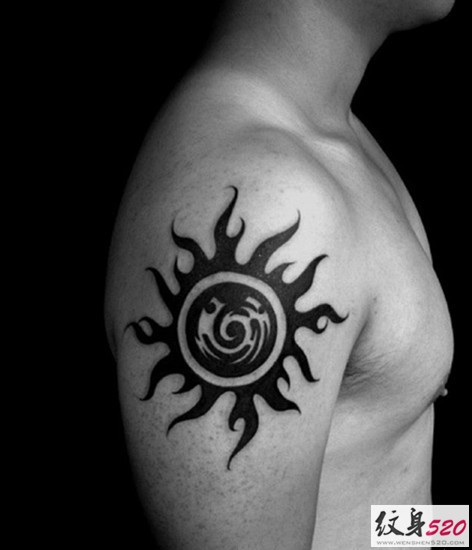 神秘图腾之精致的太阳纹身