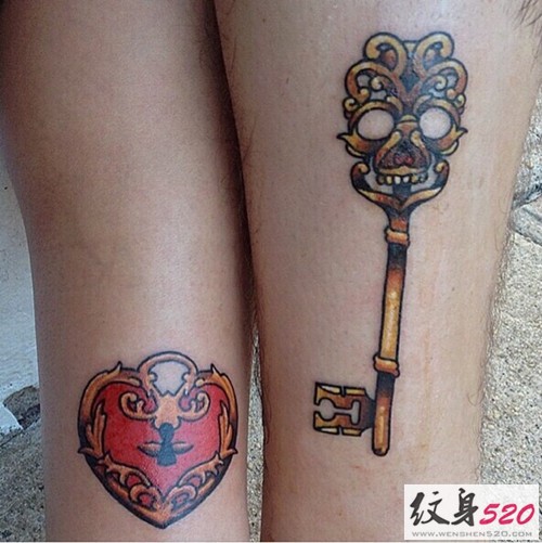 浪漫的钥匙锁匙情侣纹身