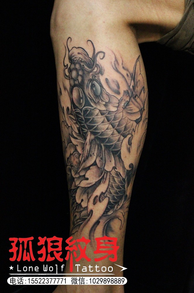 小腿牡丹鱼纹身 宝坻孤狼纹身工作室作品 宝坻纹身 天津纹身 小腿纹身