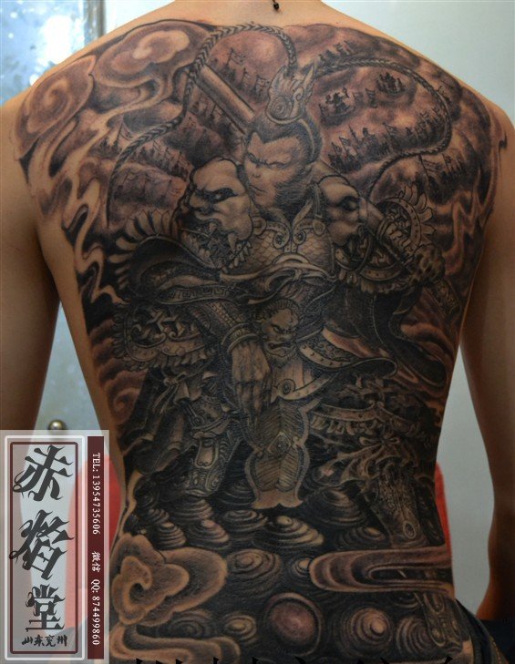 山东纹身 神话中的人物纹身 满背斗战圣佛纹身 兖州赤焰堂纹身店