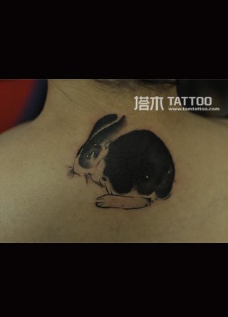 小兔子纹身-塔木纹身