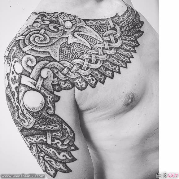 北部欧洲的古代文化大面积点刺纹身图案