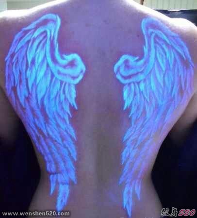 帅气的隐形的翅膀荧光鸽子血隐形纹身图案