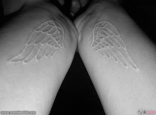 帅气的隐形的翅膀荧光鸽子血隐形纹身图案