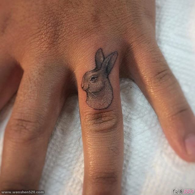 最甜的女生小清新宠物画像纹身图案