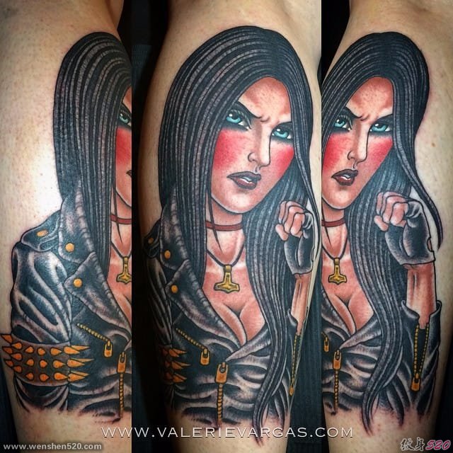 优秀的传统彩色纹身图案作品来自瓦莱丽
