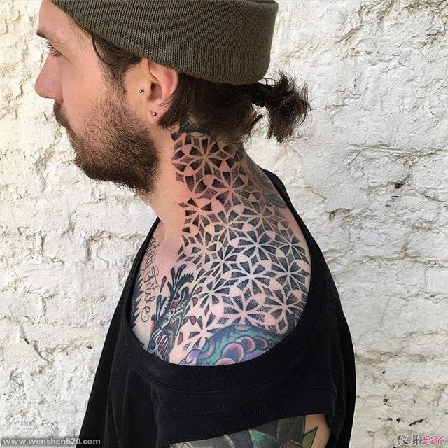 漂亮的黑色点刺几何图形装饰花纹身图案来自马特