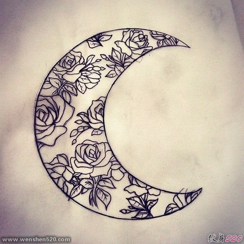 迷人的月亮主题纹身图案