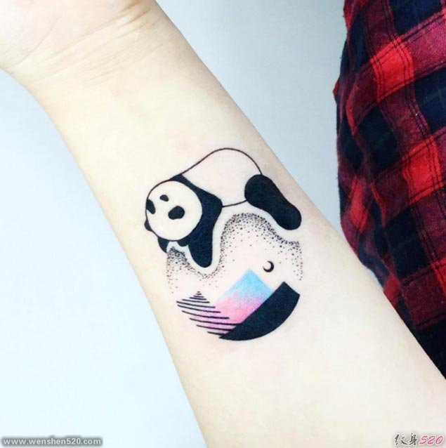 很可爱的很萌的熊猫纹身图案