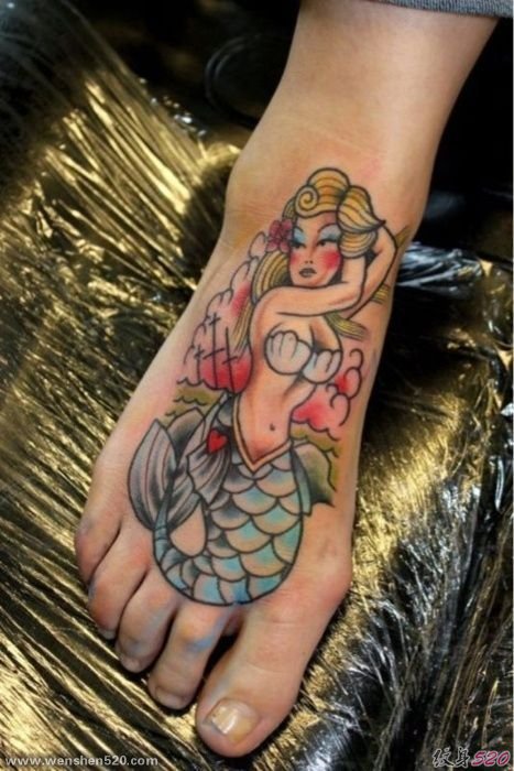 多款纹身女性漂亮的美人鱼纹身图案