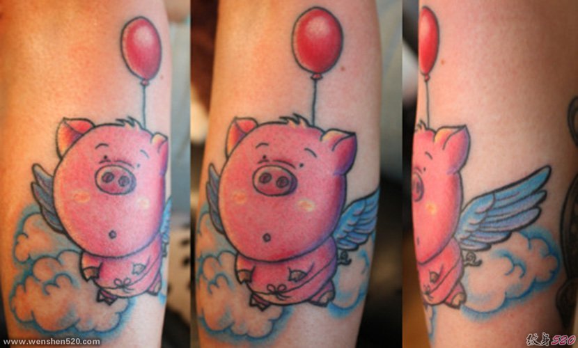 可爱的猪纹身图案