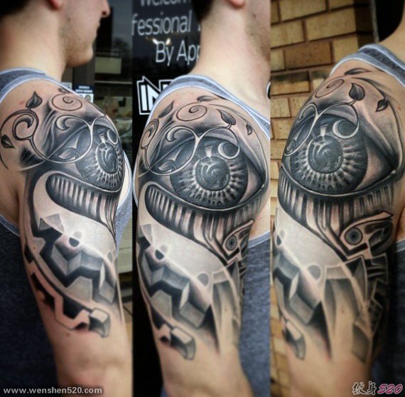 刚强有力的男性生物机械齿轮花臂纹身图案