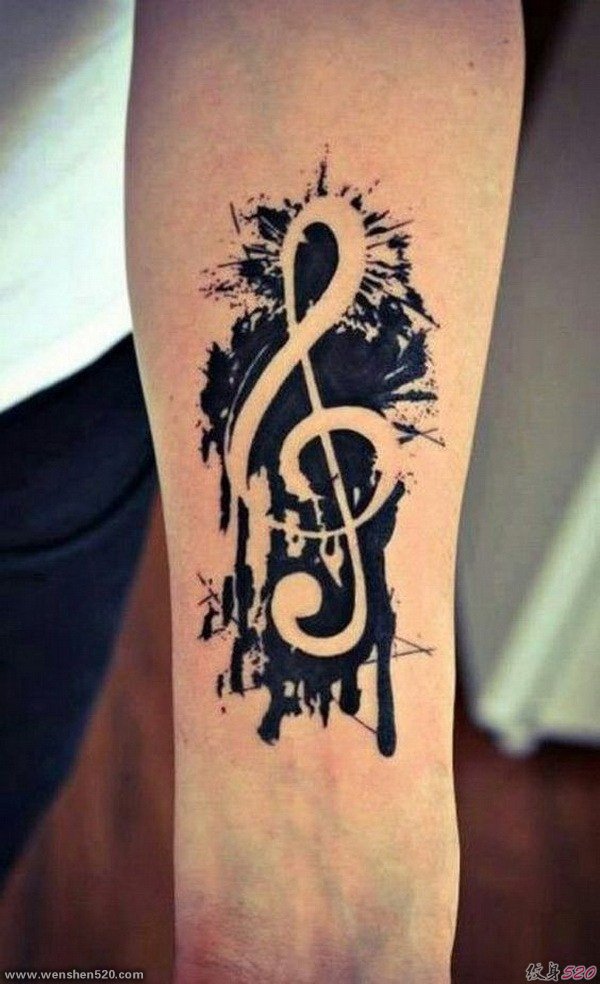 多款帅气的音乐主题音符纹身图案