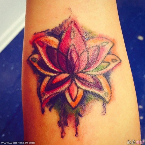 多款惊人的漂亮的水彩纹身图案