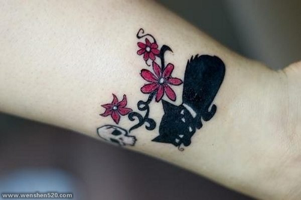10款很可爱的黑色宠物猫纹身图案
