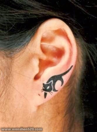 20款女孩耳朵上的小清新纹身图案