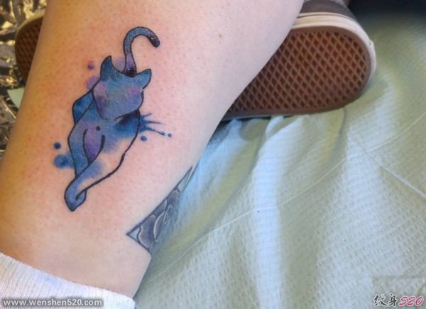 30款多种风格可爱的宠物猫纹身图案