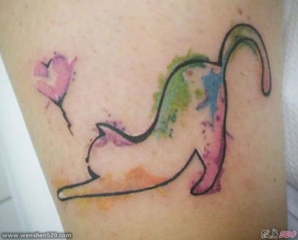 30款多种风格可爱的宠物猫纹身图案