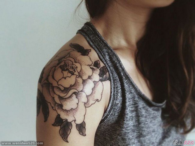 漂亮的牡丹花朵纹身图案