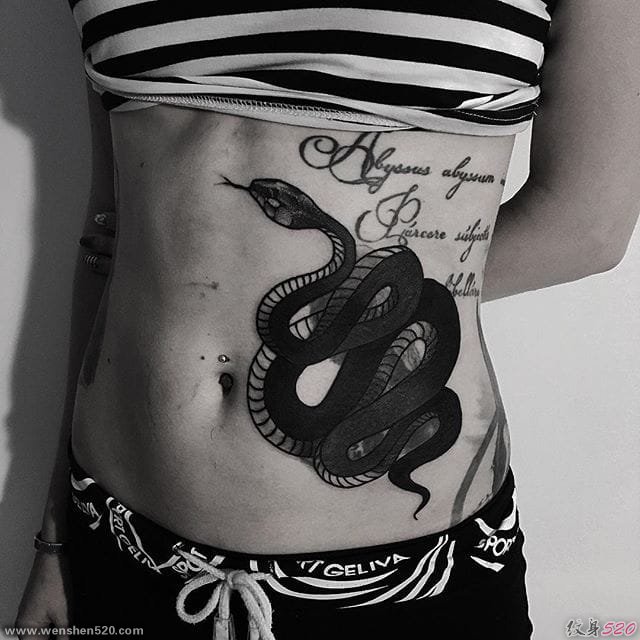令人难以忘怀的黑白灰风格纹身图案来自纹身师弗拉基米尔•普赖德