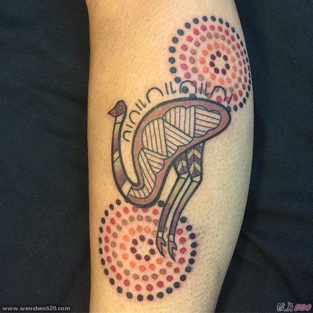 非常受启发的原始生物纹身图案来自于纹身师卢