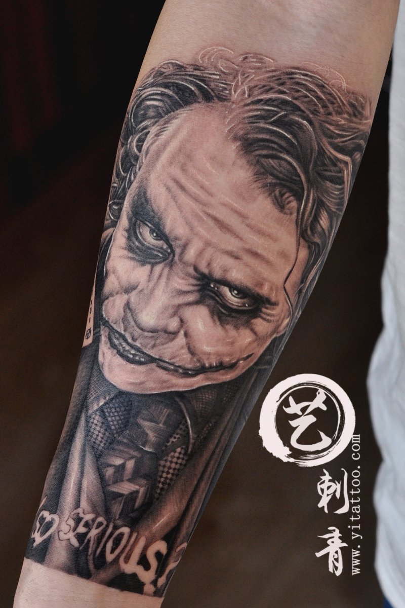 手臂纹身  花臂纹身  写实纹身  小丑纹身  真艺作品