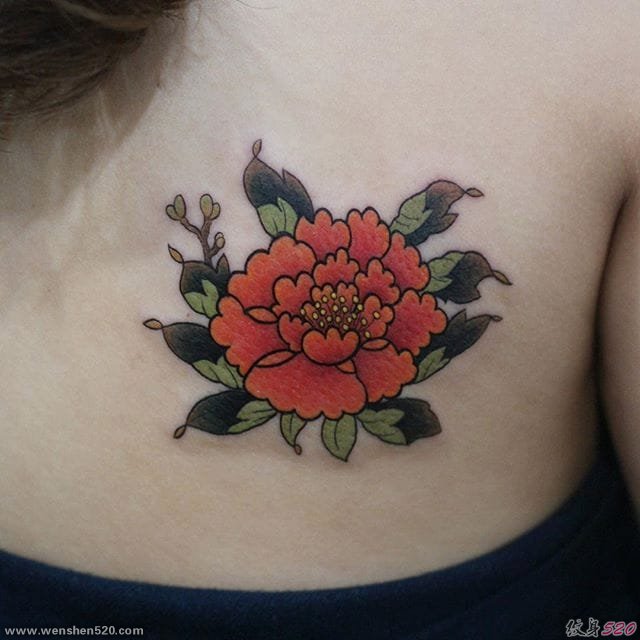 女性喜欢的清新漂亮的花朵纹身图案