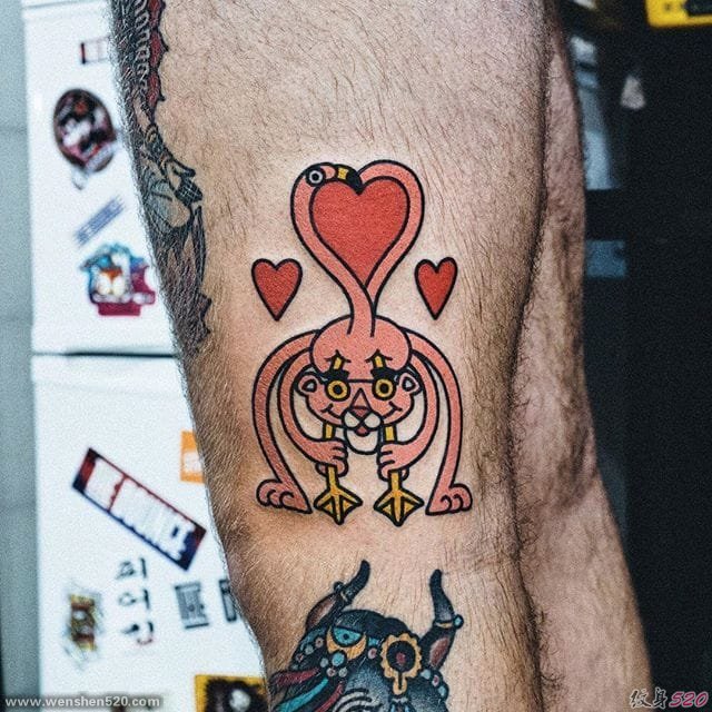 超可爱的纹身卡通人物粉红豹火烈鸟纹身图案