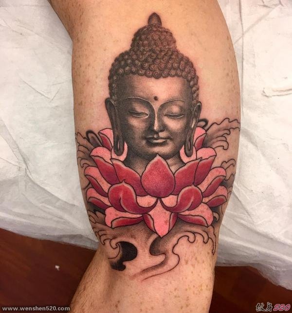 多款精致漂亮的莲花纹身图案