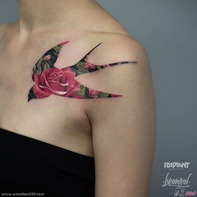精致的动物和花卉双重曝光轮廓纹身图案来自纹身师安德烈