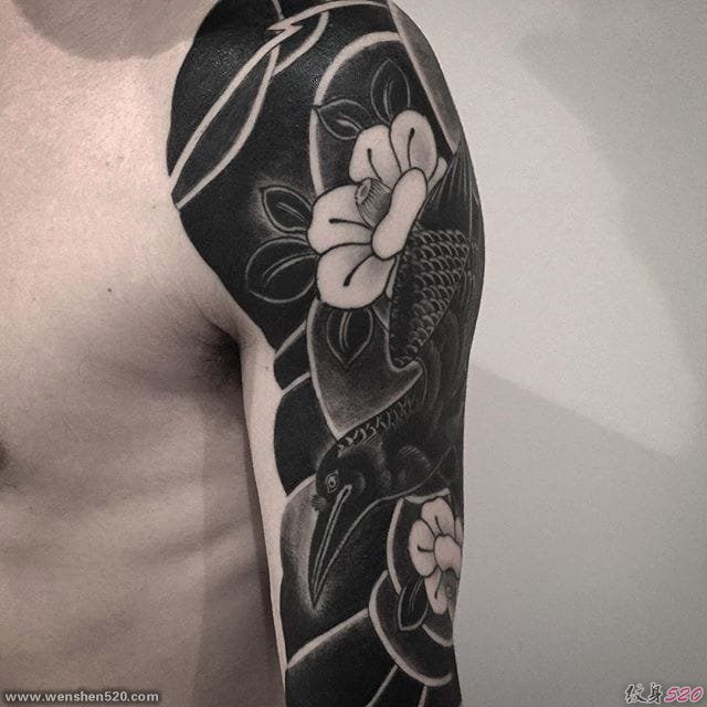 日本创意灵感纹身花臂纹身图案来自于纹身师卢波