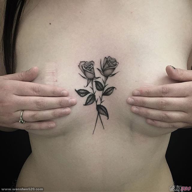 纹身玫瑰花纹身图案来自乔丹·霍伯