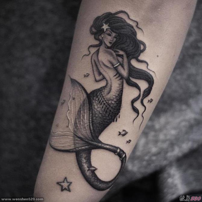 多款漂亮的美人鱼主题纹身图案