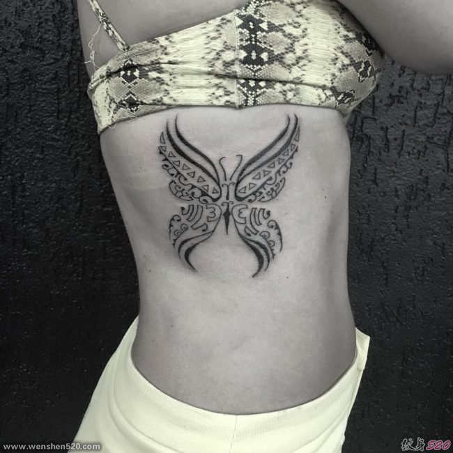 美丽的女性都喜欢的漂亮的蝴蝶纹身图案
