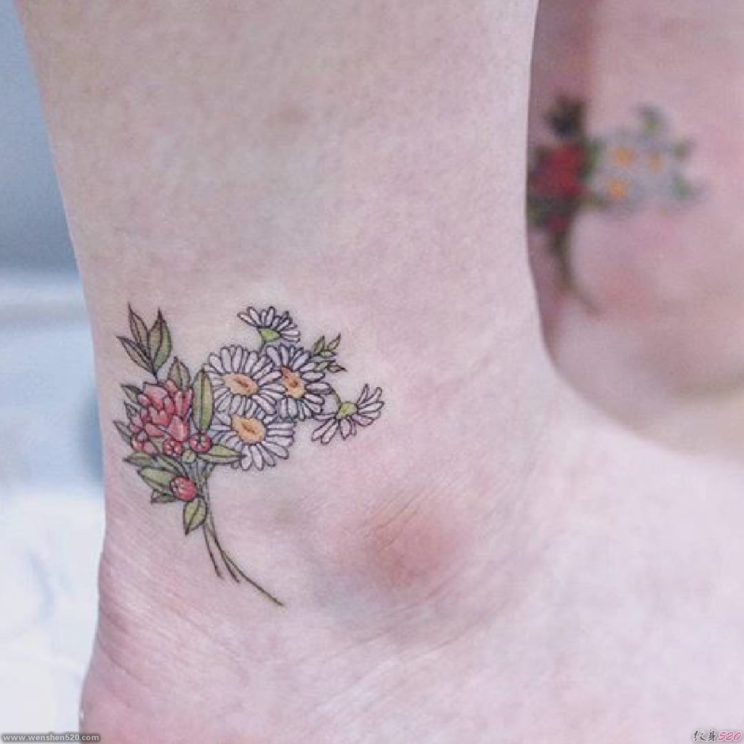 非常小非常可爱的花卉纹身图案女生小清新风格