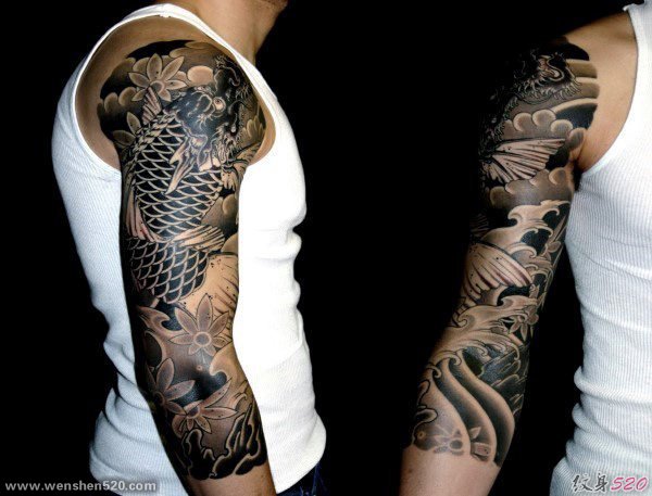 男性手臂上帅气的半袖纹身图案