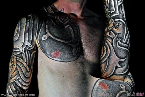 男性肩膀半甲风格霸气的盔甲纹身图案