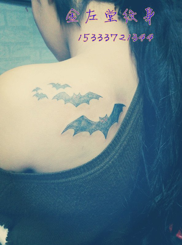 后背蝙蝠纹身 金左堂纹身盖疤痕修改纹身 安阳纹身 水冶纹身