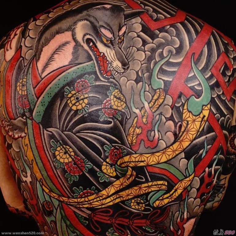 霸气的彩色大面积满背传统日式纹身花臂纹身图案