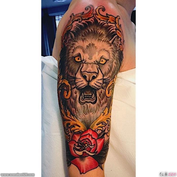 时尚花臂纹身半臂玫瑰花和狮子头纹身图片