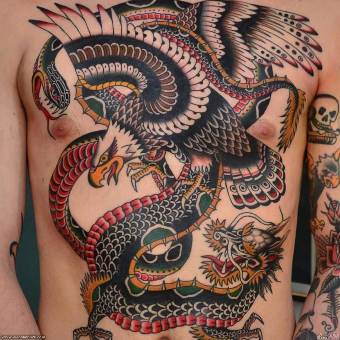 大面积满背中国传统纹身动物和人物纹身图案