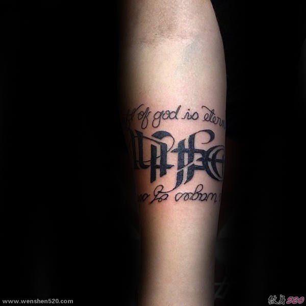 20多款帅气的花体大刻字纹身图案