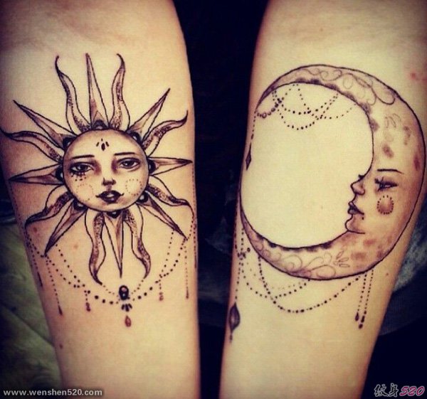 一组女性的弯月主题图案纹身图片