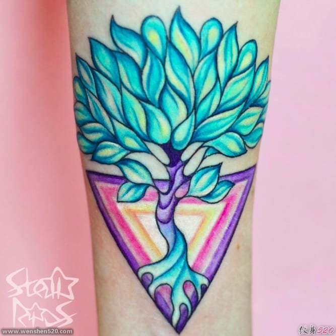 漂亮的彩色纹身动物和植物纹身小花朵纹身图案