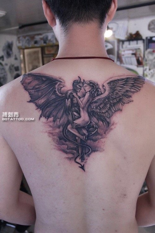 求下这个图邪恶天使纹身手稿，跪谢了。