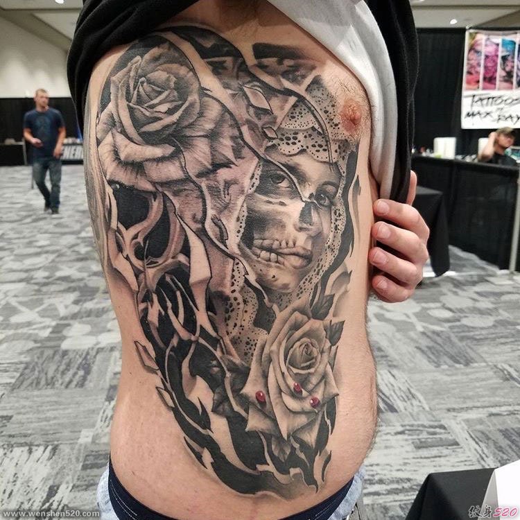 黑灰色骷髅头纹身腰部男性超霸气纹身图案