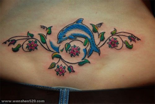 多款可爱的蓝色的现实主义风格纹身海豚纹身动物图案